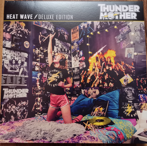 Thundermother (2) - Heat Wave / Deluxe Edition