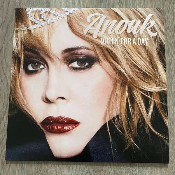 Anouk - Queen For A Day