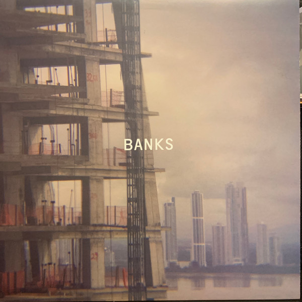 Paul Banks (2) - Banks